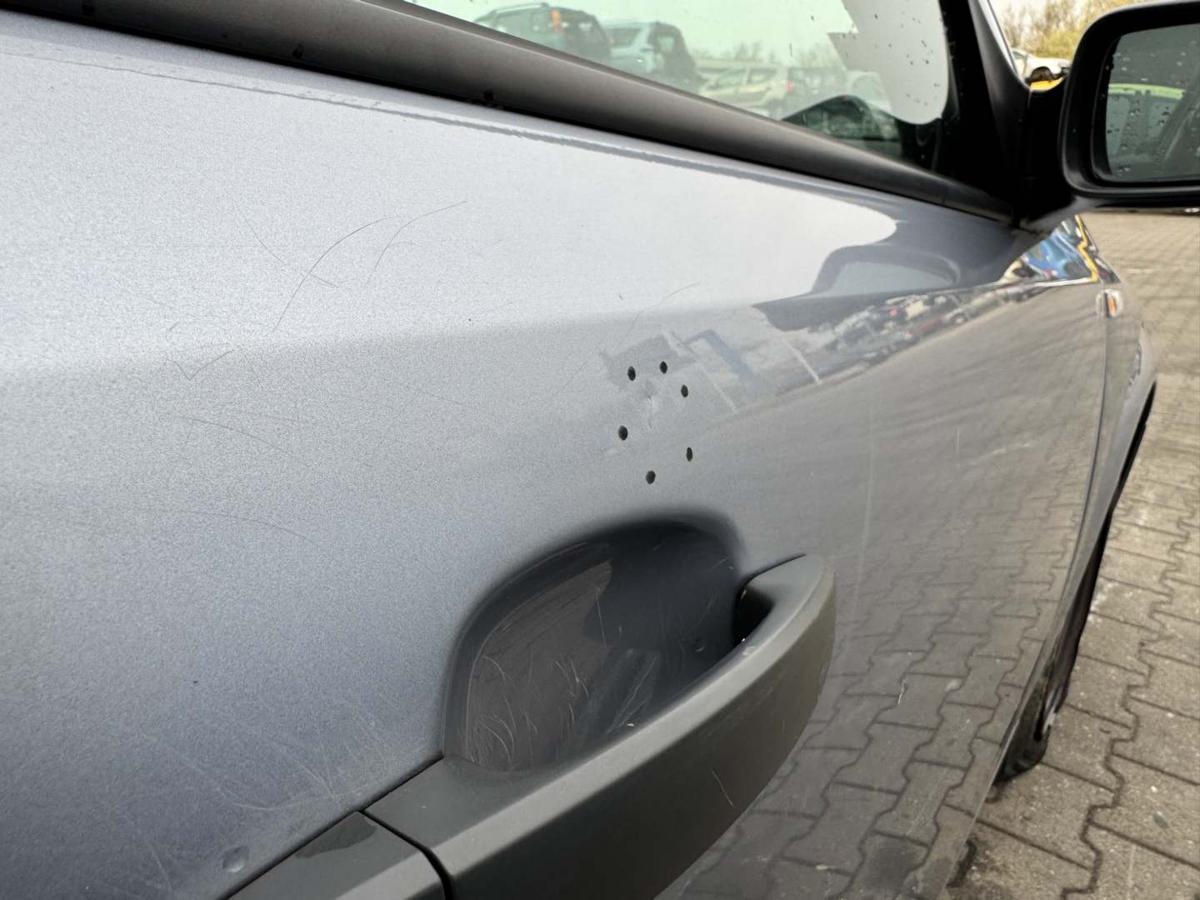 Opel Astra H original T&uuml;r vorn rechts Z163 Lichtsilber 5-T&uuml;rer Rohbau Bj.2009